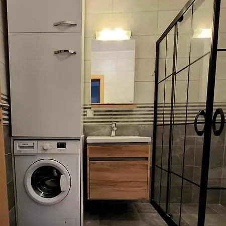 Comfort House, Free Swimming Pool And Parking 马尔马里斯